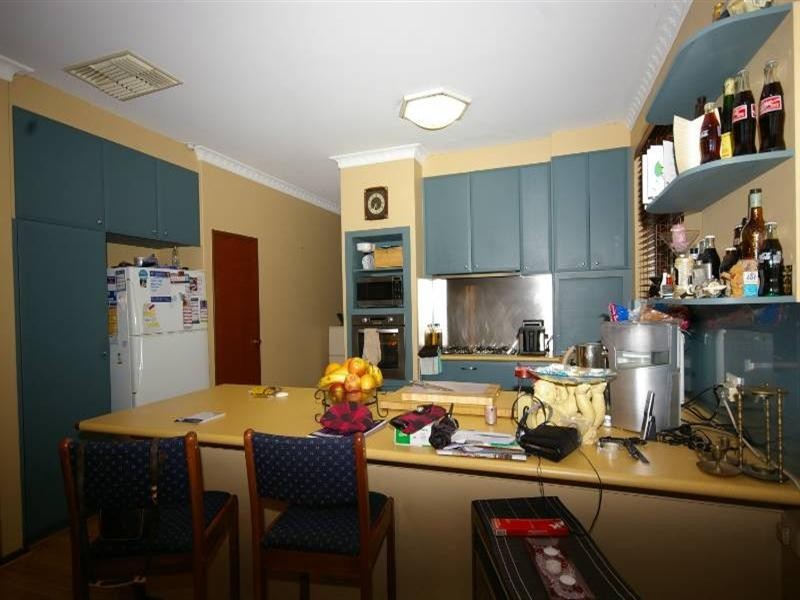17 Island Retreat, Ballajura WA 6066