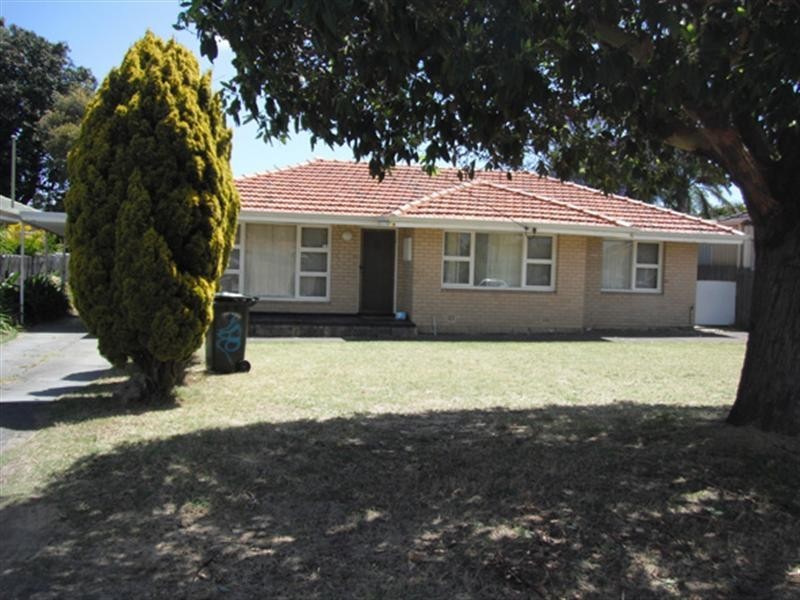 7 Balcombe Street, Westminster WA 6061