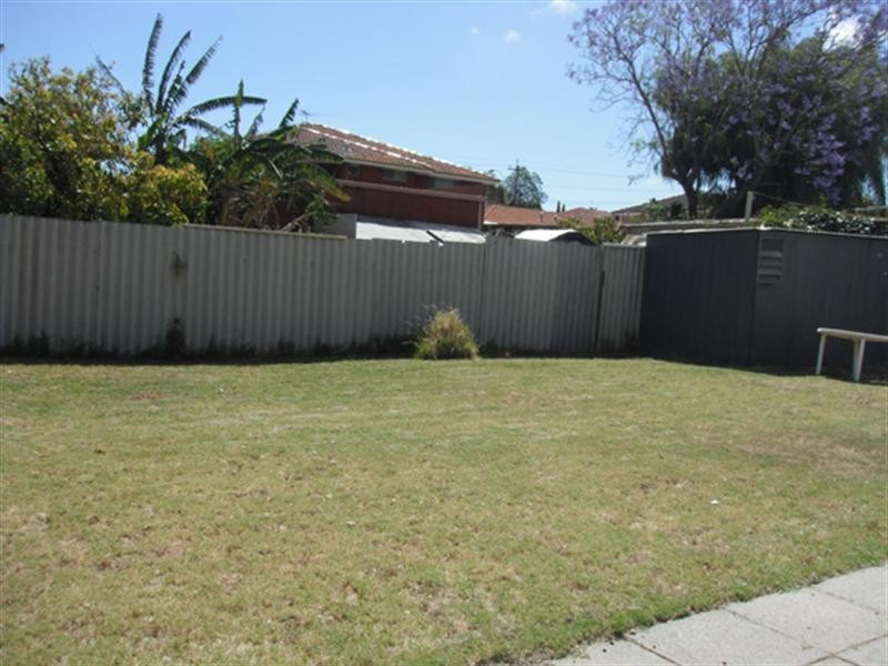 7 Balcombe Street, Westminster WA 6061