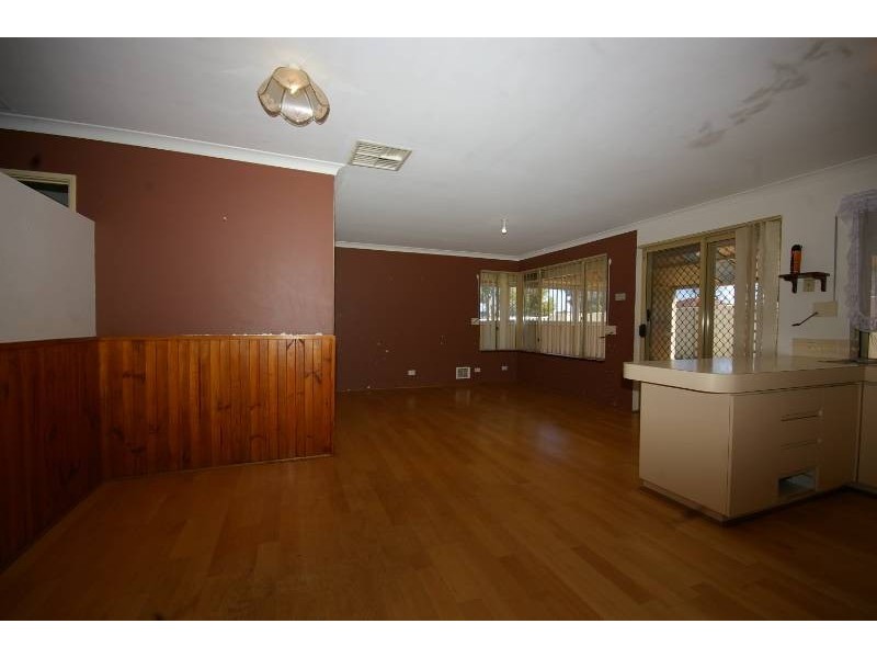 2 Boab Court, Alexander Heights WA 6064