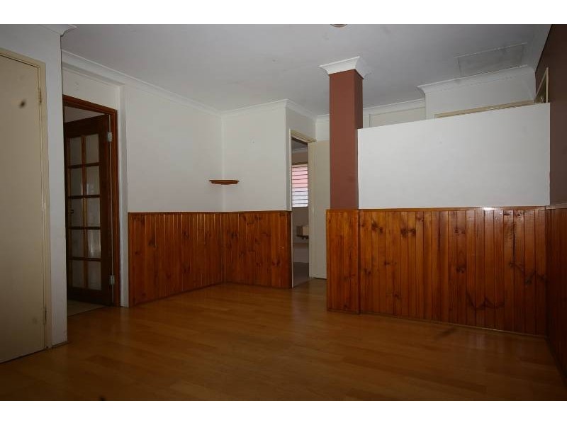 2 Boab Court, Alexander Heights WA 6064