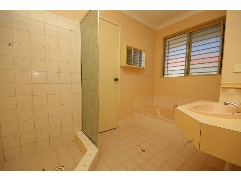 2 Boab Court, Alexander Heights WA 6064