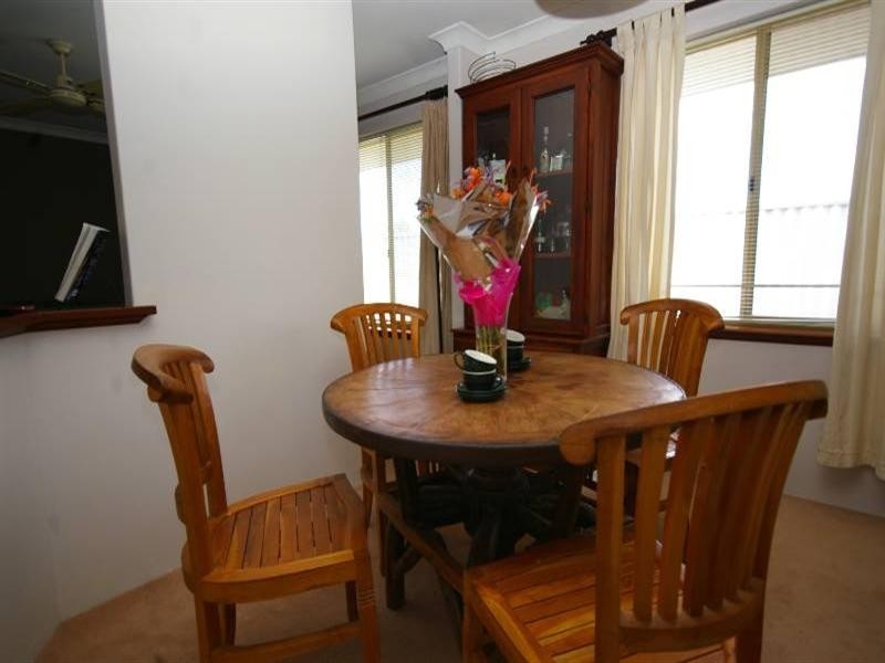 19a Island Retreat, Ballajura WA 6066