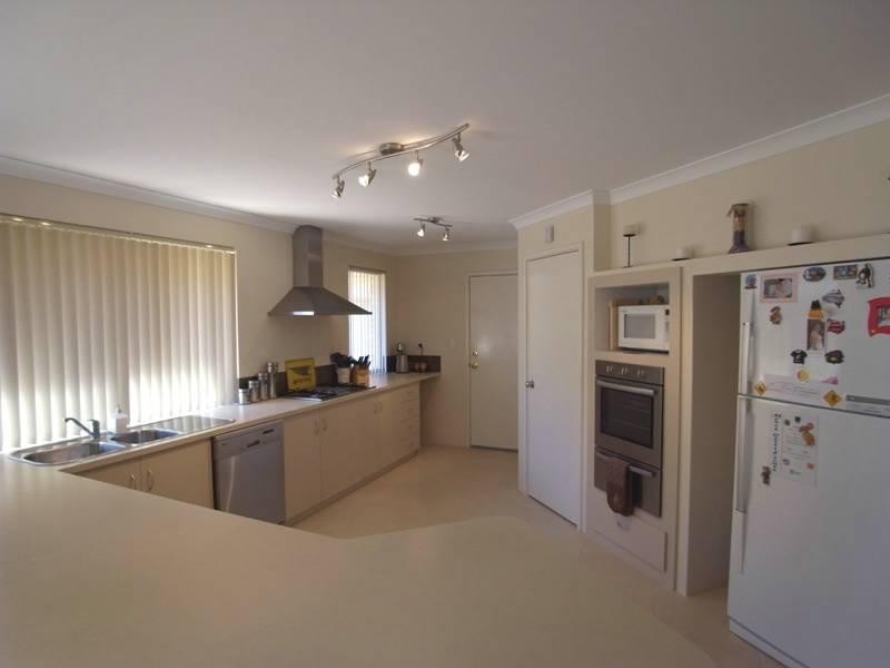 15 Portland Way, Ridgewood WA 6030