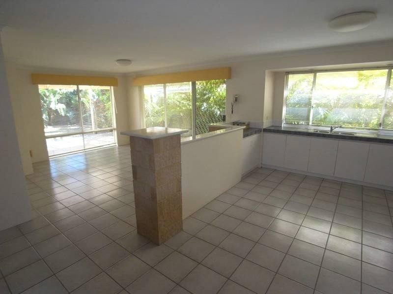 17 Midland Elbow, Mindarie WA 6030