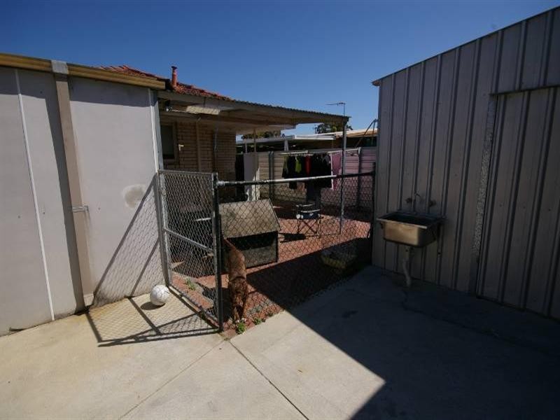 41 Tendring Way, Girrawheen WA 6064