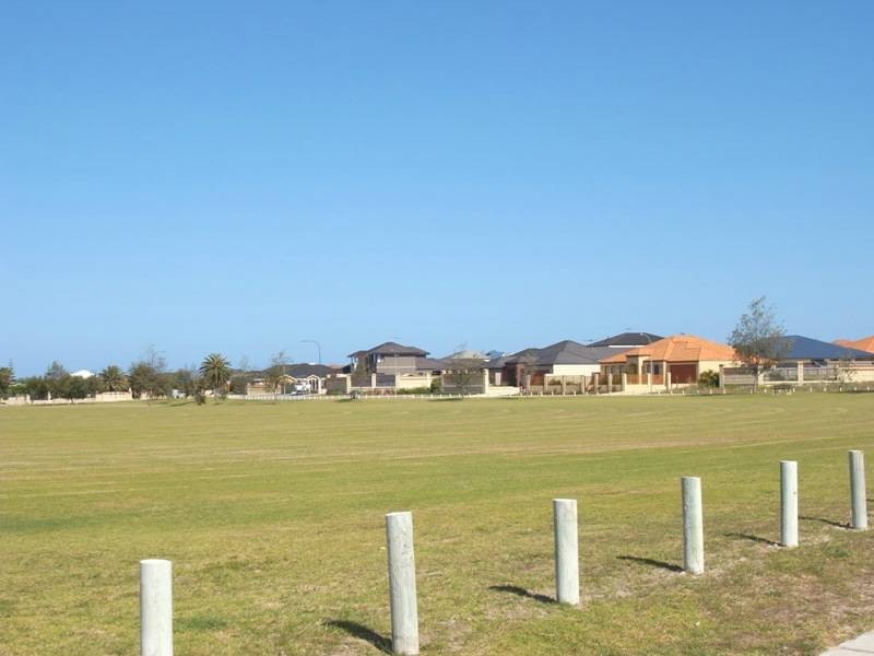 34 Sirius Ramble, Quinns Rocks WA 6030