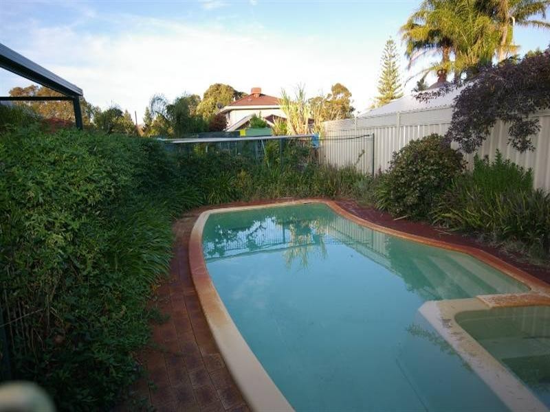 574 Light Street, Dianella WA 6059