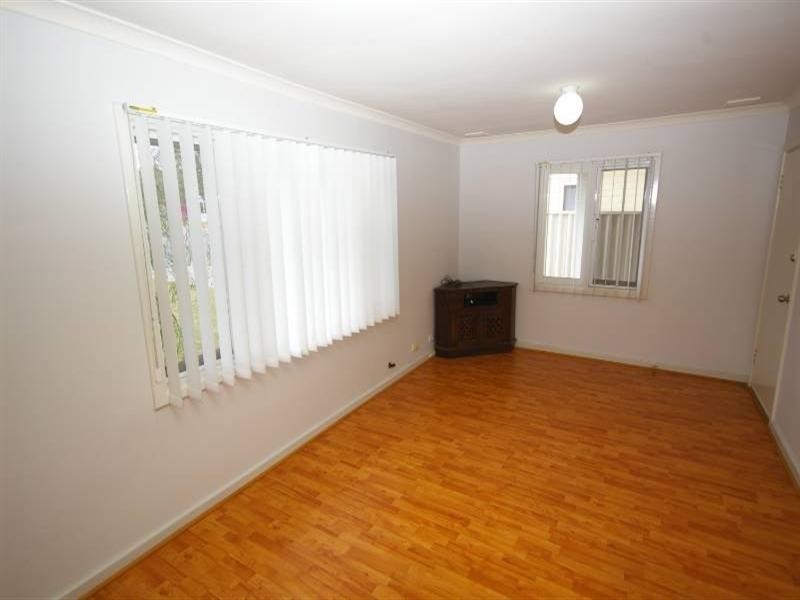 29 Stroughton Road, Westminster WA 6061