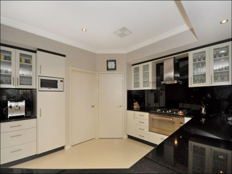 5 Eider Lane, Beechboro WA 6063