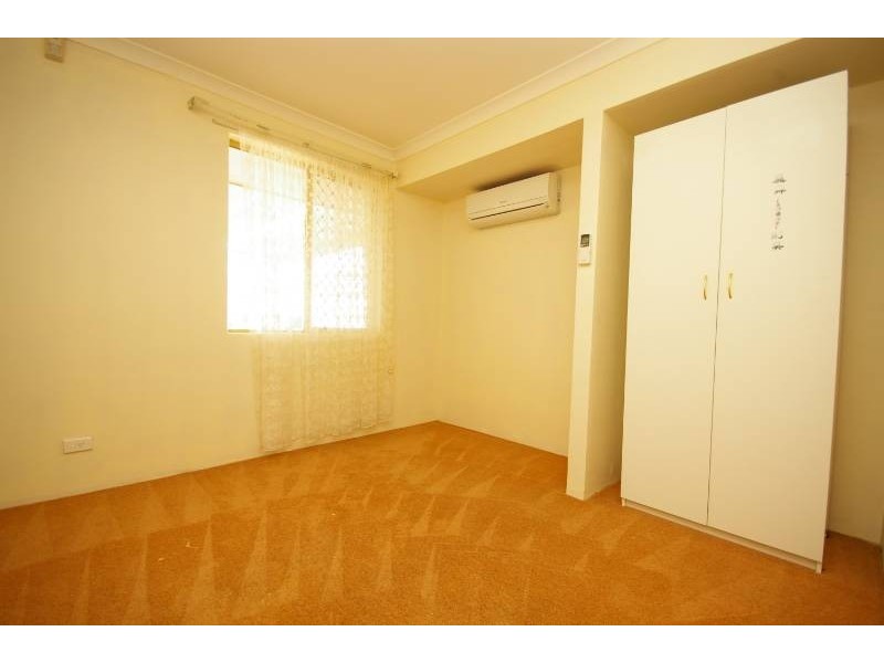 14 Teviot Place, Beechboro WA 6063