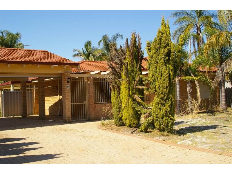 14 Teviot Place, Beechboro WA 6063