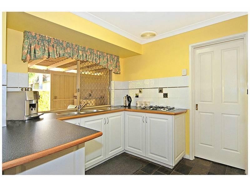 89 Meadowview Drive, Ballajura WA 6066