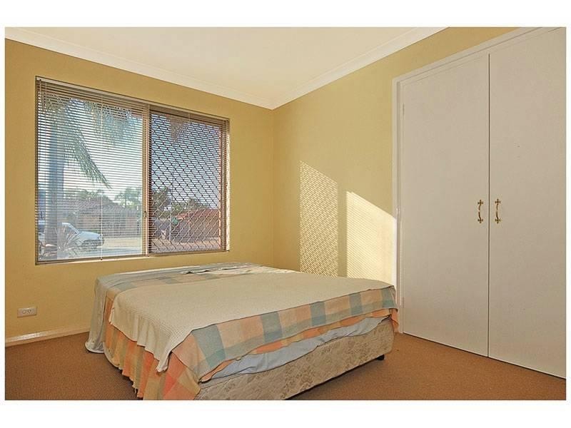 89 Meadowview Drive, Ballajura WA 6066