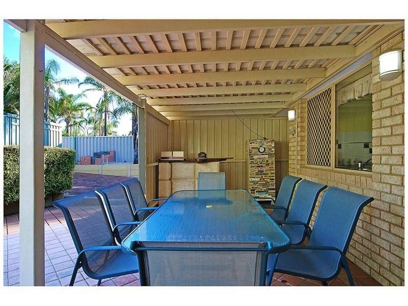 89 Meadowview Drive, Ballajura WA 6066