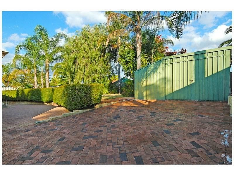 89 Meadowview Drive, Ballajura WA 6066