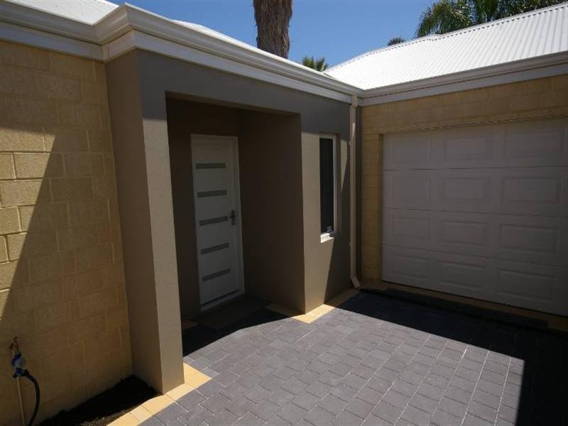 12c Findon Crescent, Westminster WA 6061