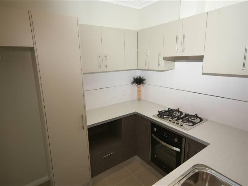 12c Findon Crescent, Westminster WA 6061