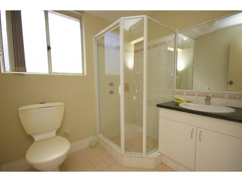 134 Ravenswood Drive, Nollamara WA 6061