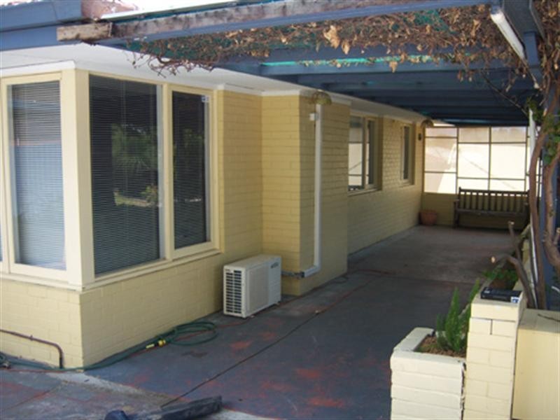 7 Hartley Way, Balga WA 6061