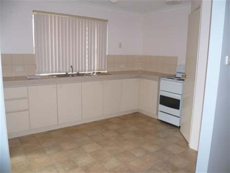 11/14 Everlasting Gardens, Mirrabooka WA 6061