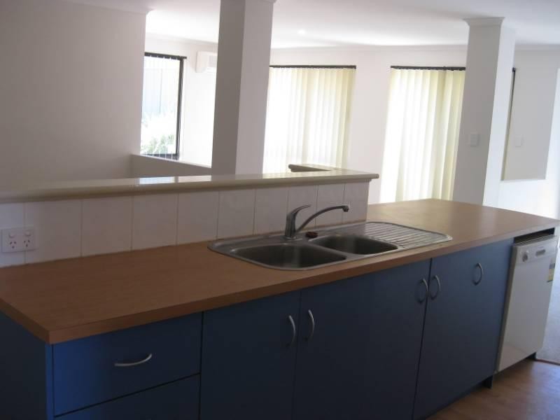 24 Grand Paradiso Parade, Merriwa WA 6030