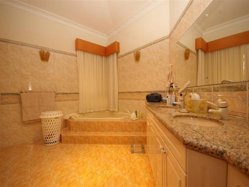 74 Shillington Way, Wanneroo WA 6065