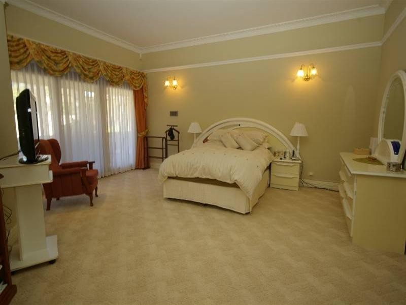 74 Shillington Way, Wanneroo WA 6065