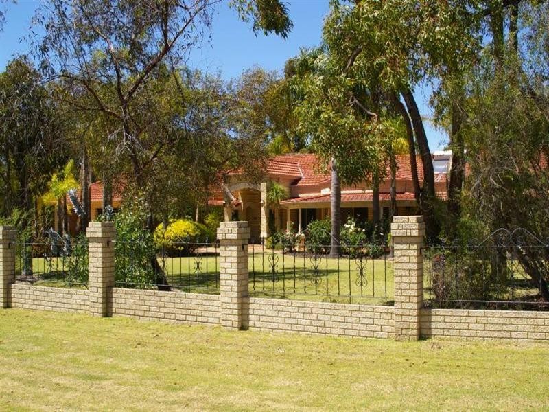 74 Shillington Way, Wanneroo WA 6065
