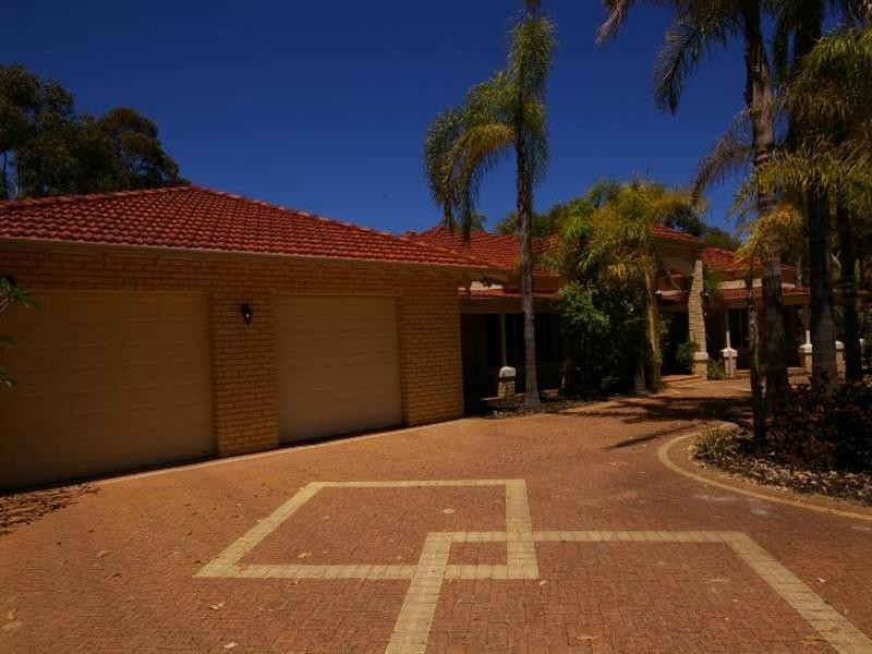 74 Shillington Way, Wanneroo WA 6065