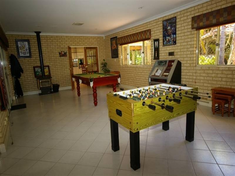 74 Shillington Way, Wanneroo WA 6065