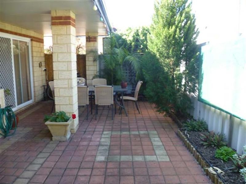 1/155 Peninsula Road, Maylands WA 6051