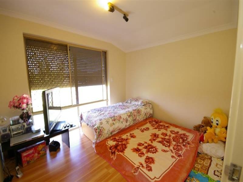 5 Bosberry Retreat, Mirrabooka WA 6061