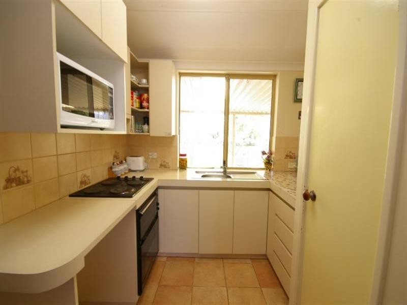 5 Bosberry Retreat, Mirrabooka WA 6061