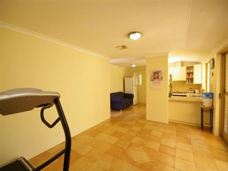 5 Bosberry Retreat, Mirrabooka WA 6061