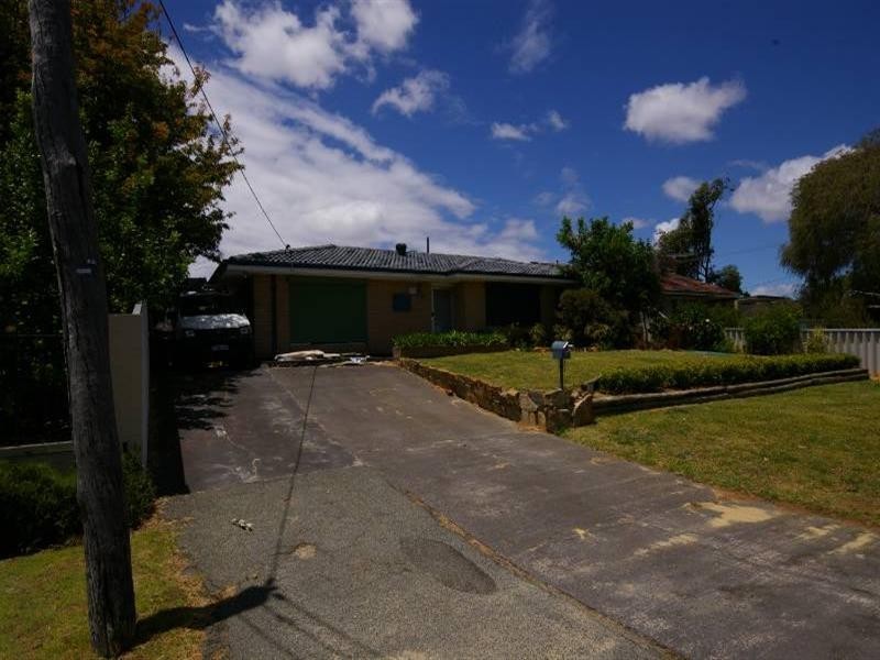 20 Manolas Way, Girrawheen WA 6064
