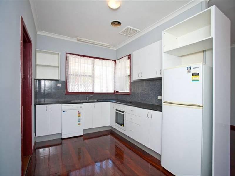 13 Hemsey Street, Balga WA 6061