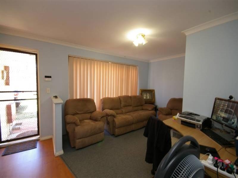 9 Fragrant Gardens, Mirrabooka WA 6061