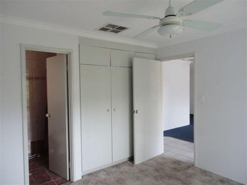 34 Glencoe Parade, Halls Head WA 6210