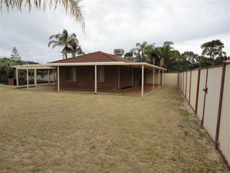 34 Glencoe Parade, Halls Head WA 6210