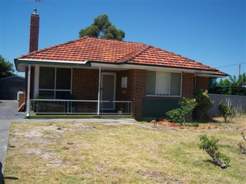 26 Hartfield Way, Westminster WA 6061