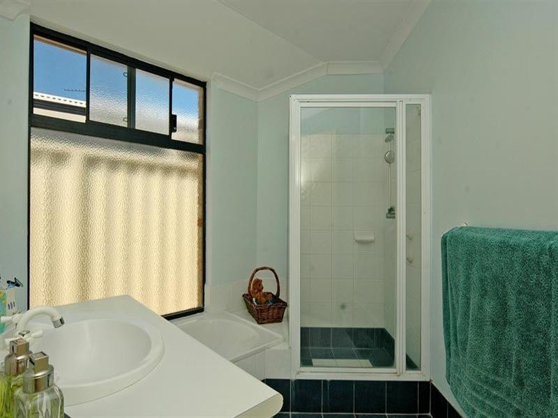 33 Glomach Circuit, Kinross WA 6028