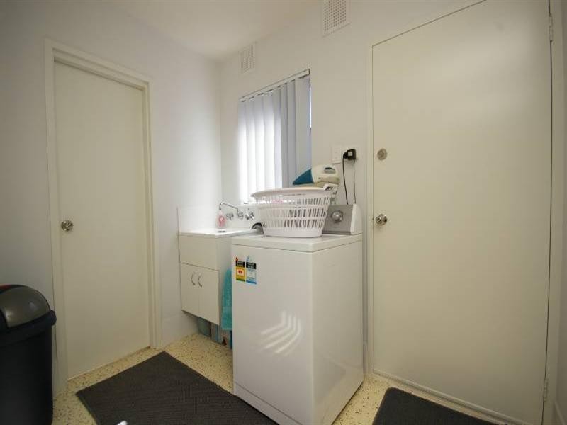 2/18 Selsey Way, Balga WA 6061