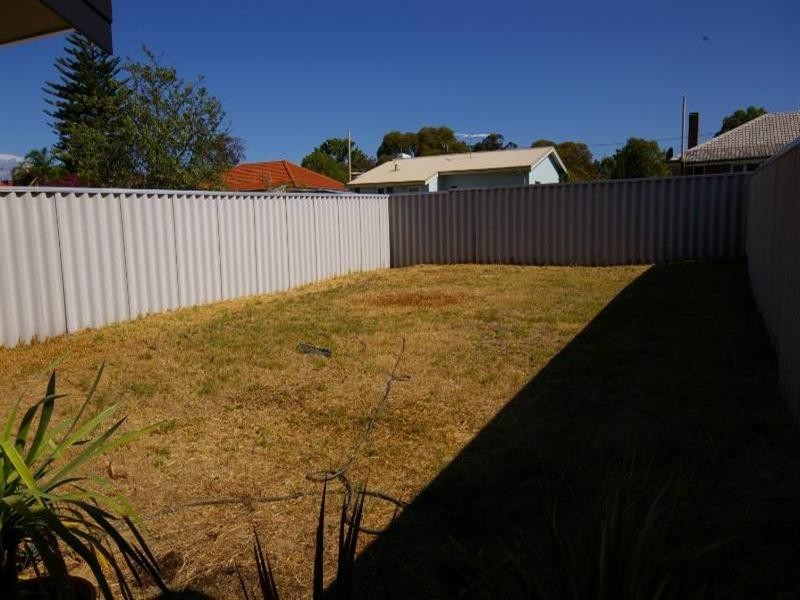 2/18 Selsey Way, Balga WA 6061