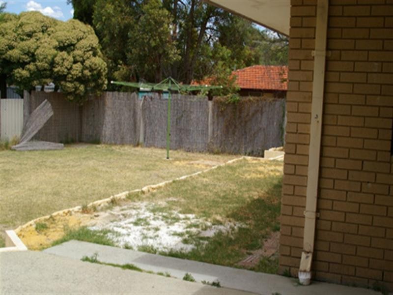 9 Hawkshead Way, Balga WA 6061