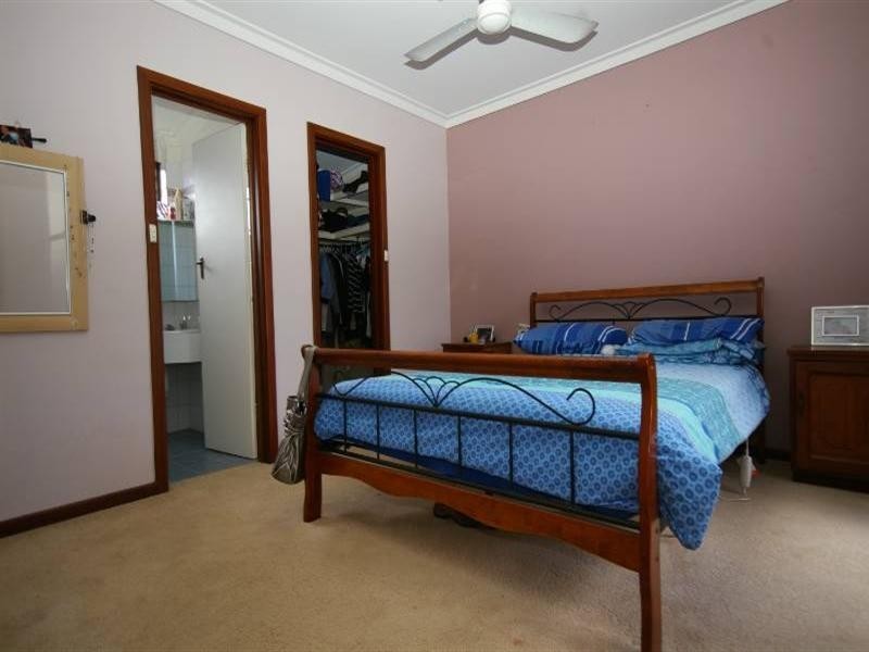 25 View Street, Dianella WA 6059