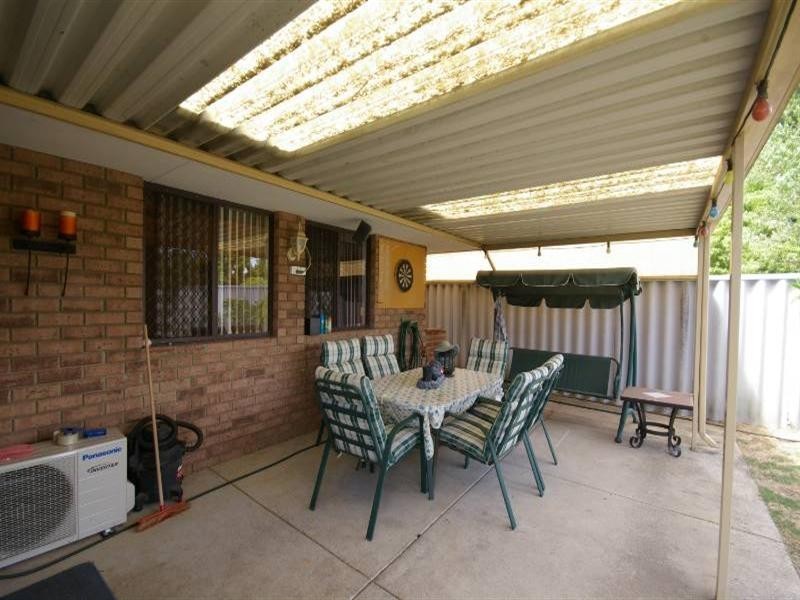28 Gossamer Avenue, Mirrabooka WA 6061