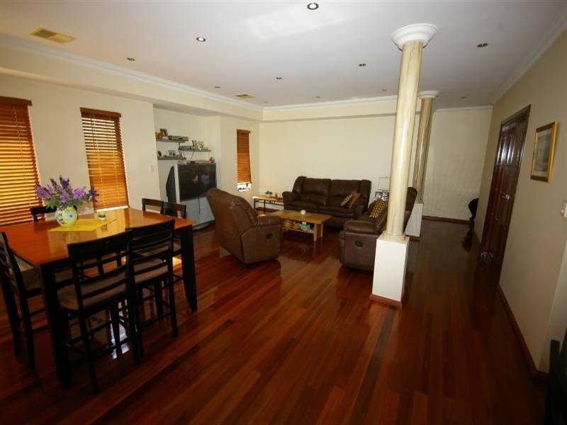 11 Hardcastle Avenue, Landsdale WA 6065