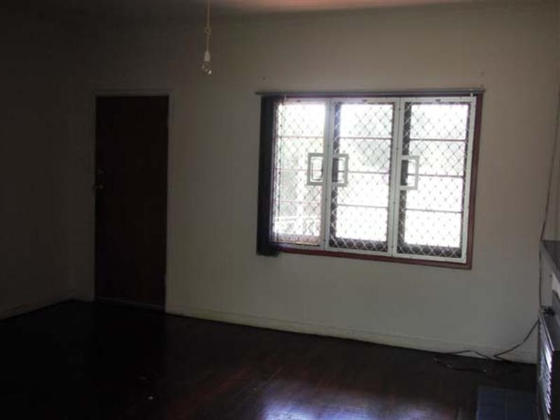 33 Vermont Street, Nollamara WA 6061