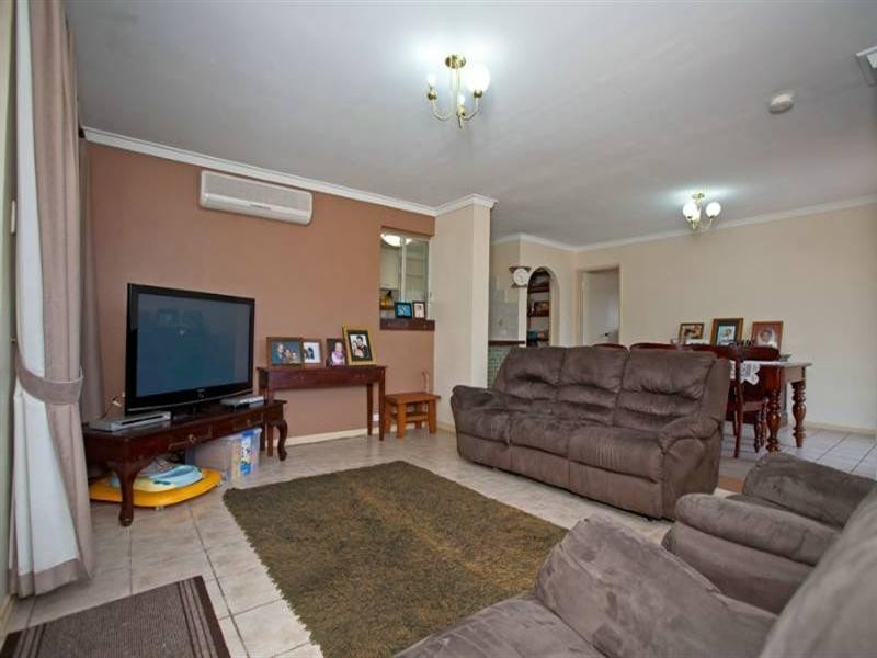 38 Rendell Way, Koondoola WA 6064